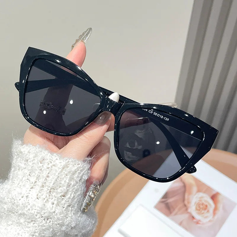 Fashionable Color Block Personality Sunglasses Street Snap Slimming Effect Popular Eyewear Oculos De Sol Female Eyeglasses