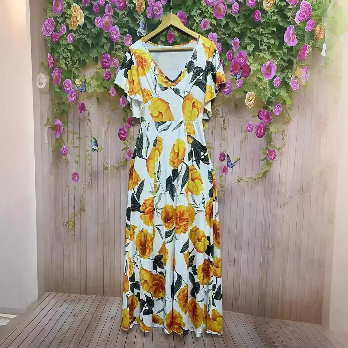 Women's XL-5XL Plus Size Hot selling V-neck elegant and casual printed long dress with large hem for women's clothing Women's