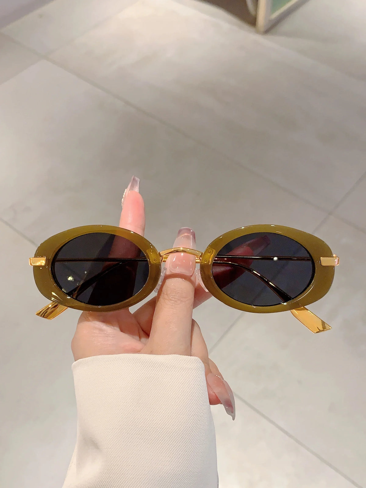 Small Oval Frame Retro Sunglasses Luxury Metal Designer Shades Women's Trendy Fashion Brand Leopard Beach Sun Glasses for Lady